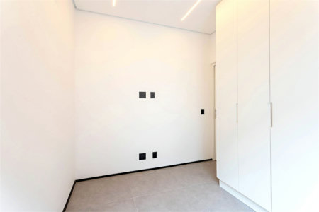 Casa Térrea à venda com 3 quartos, sendo 2 suítes, em Alto da Boa Vista, São Paulo, SP