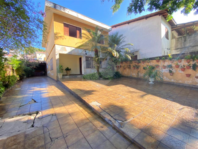 Sobrado à venda com 3 quartos, sendo 1 suíte,  em Imirim, São Paulo, SP