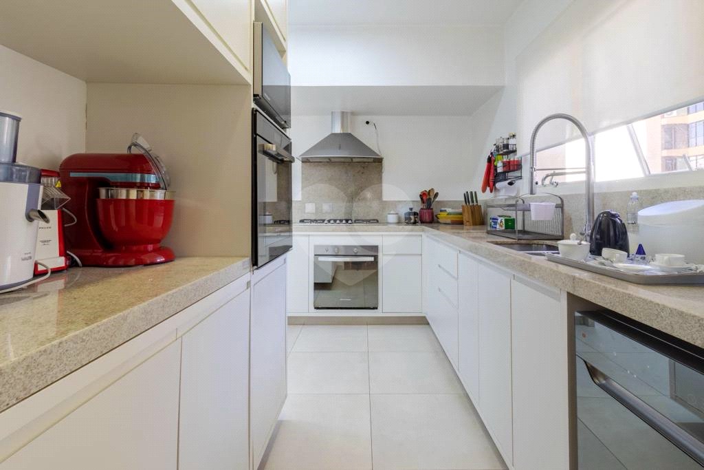 Apartamento à venda com 3 suítes em Itaim Bibi, São Paulo, SP