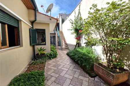 Casa à venda com 4 quartos, sendo 1 suíte,  em Granja Julieta, São Paulo, SP