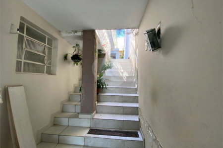Sobrado à venda com 3 quartos, sendo 1 suíte,  em Vila Ipojuca, São Paulo, SP