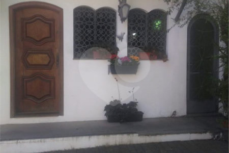 Casa à venda com 3 quartos, sendo 1 suíte, em Parque Continental, São Paulo, SP