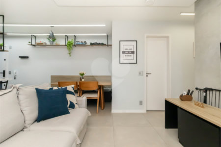 Apartamento à venda com 2 quartos, sendo 1 suíte, em Santo Amaro, São Paulo, SP