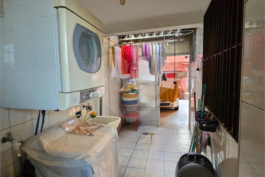 Sobrado à venda com 5 quartos, sendo 1 suíte, em Vila Bonilha, São Paulo, SP