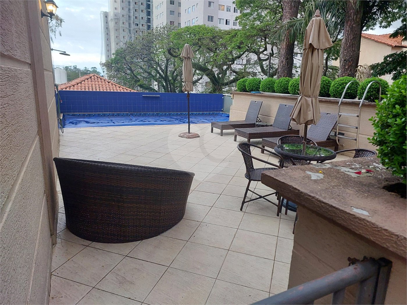 Casa à venda com 3 quartos, sendo 1 suíte, no condomínio Algarve Residencial, São Paulo - SP