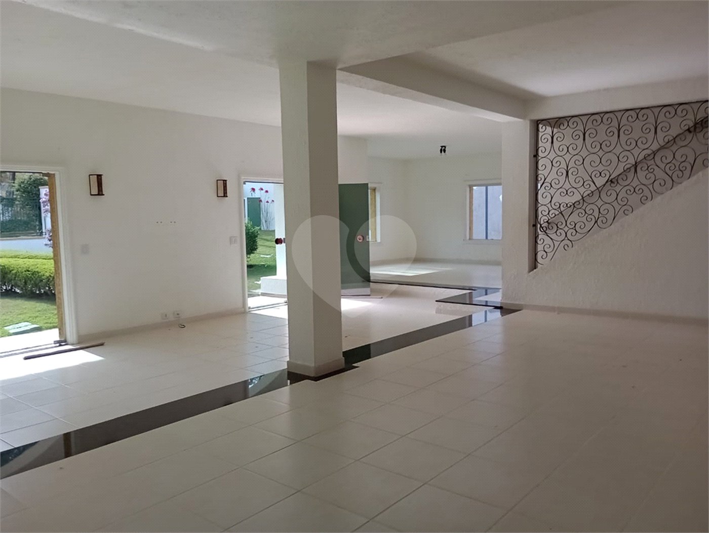 Casa à venda com 6 quartos, sendo 4 suítes,  no condomínio City Castelo, Itu - SP