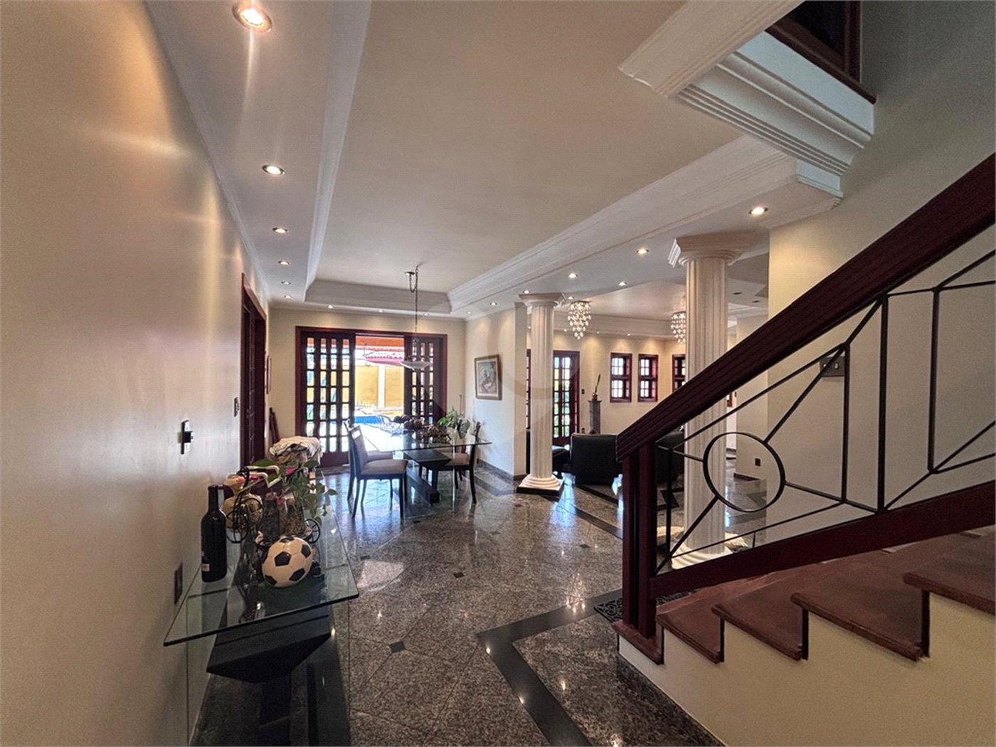 Casa à venda com 4 quartos, sendo 2 suítes,  no condomínio Granja Olga Ii, Sorocaba - SP
