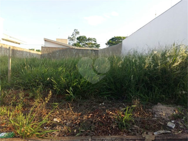 Terreno à venda com 1 quarto em Tremembé, São Paulo, SP
