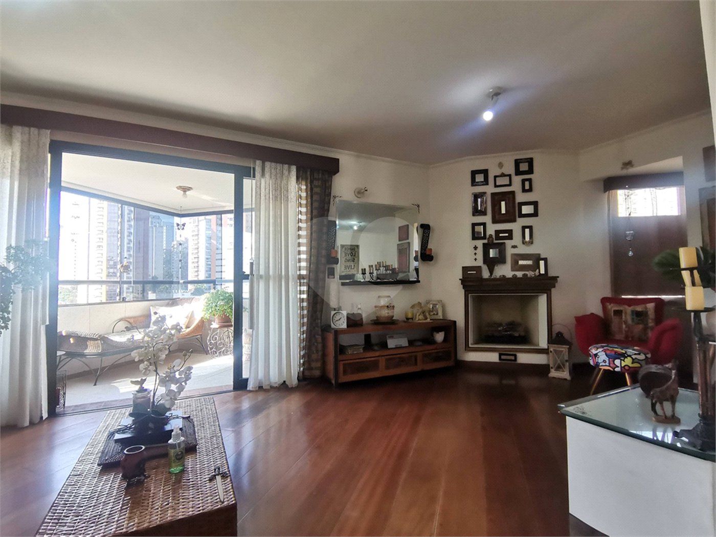 Apartamento à venda com 3 quartos, sendo 1 suíte, em Vila Andrade, São Paulo, SP