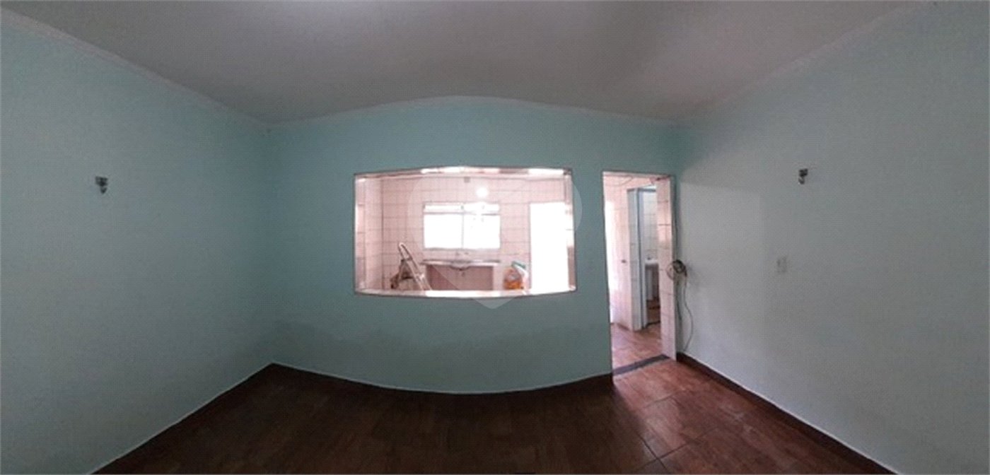 Sobrado à venda com 6 quartos em Jardim Quarto Centenário, Mauá, SP