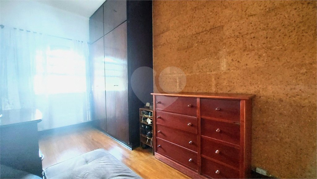 Casa à venda com 3 quartos, sendo 1 suíte, em Lapa, São Paulo, SP