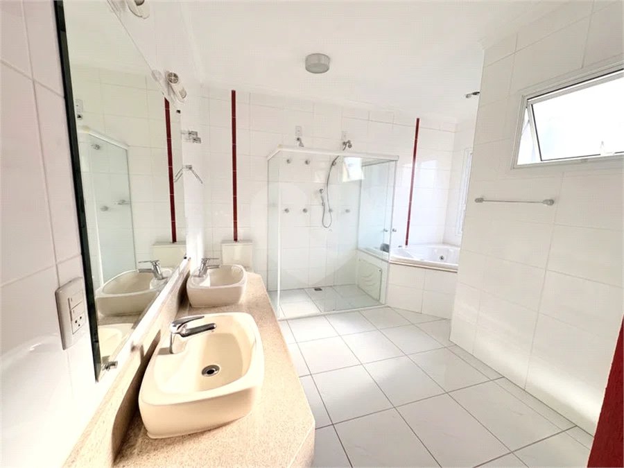 Casa à venda com 3 suítes em Parque Nova Suíça, Valinhos, SP
