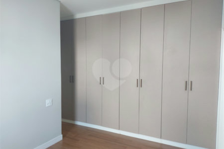 Casa à venda com 3 quartos, sendo 1 suíte,  no condomínio Gardenville, Itu - SP