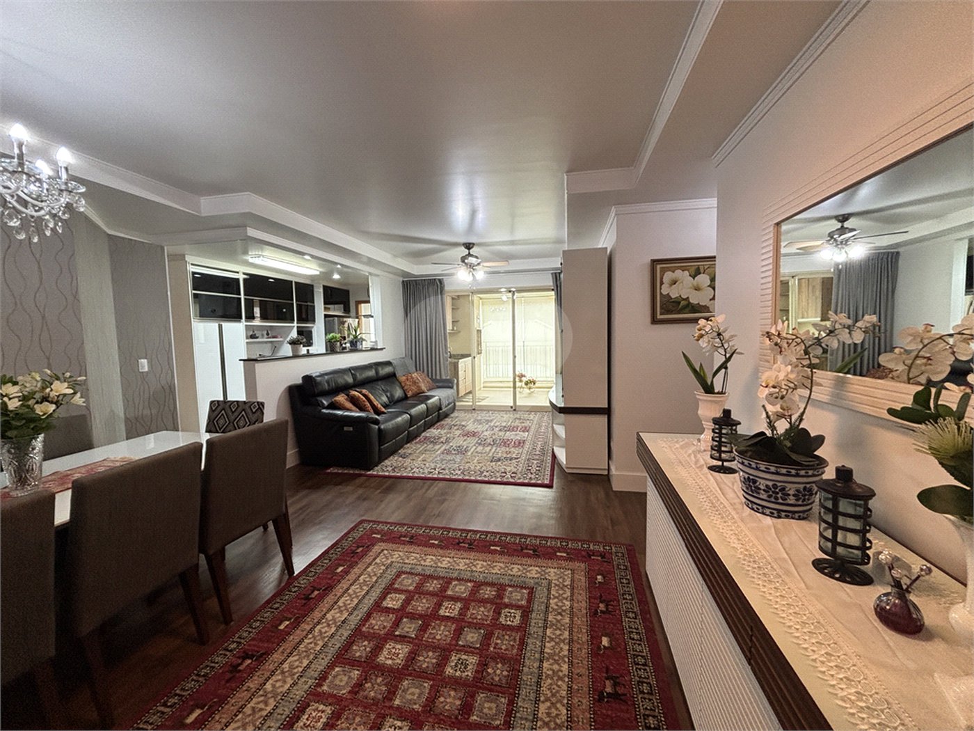 Apartamento à venda com 3 quartos, sendo 2 suítes, em Santana, São Paulo, SP