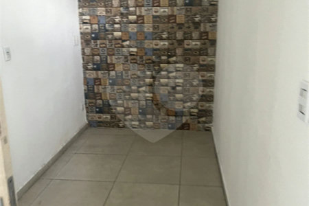 Salão para alugar em Vila Romanópolis, Ferraz de Vasconcelos, SP