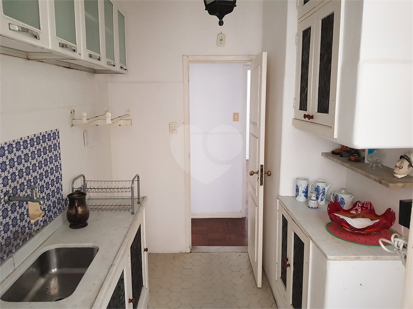 Apartamento à venda com 3 quartos, sendo 1 suíte,  em Copacabana, Rio de Janeiro, RJ