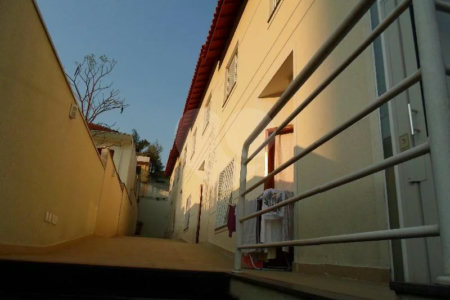 Casa à venda com 3 quartos, sendo 1 suíte,  no condomínio Fernandes, São Paulo - SP