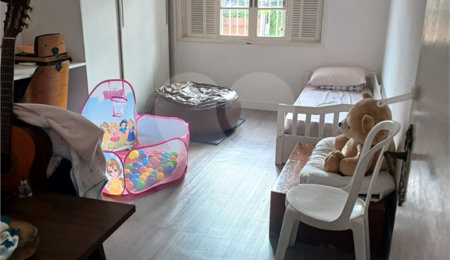 Sobrado à venda com 4 quartos, sendo 1 suíte,  em Santana, São Paulo, SP