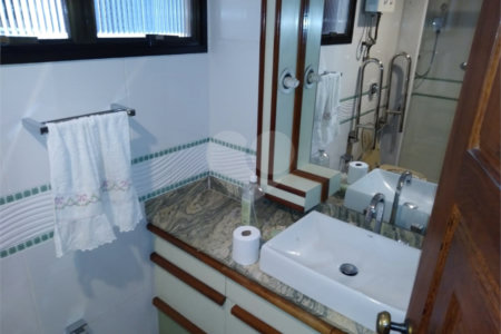 Apartamento à venda com 4 quartos, sendo 2 suítes, em Tijuca, Rio de Janeiro, RJ
