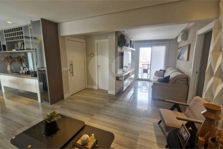 Apartamento à venda com 3 suítes em Santa Teresinha, São Paulo, SP