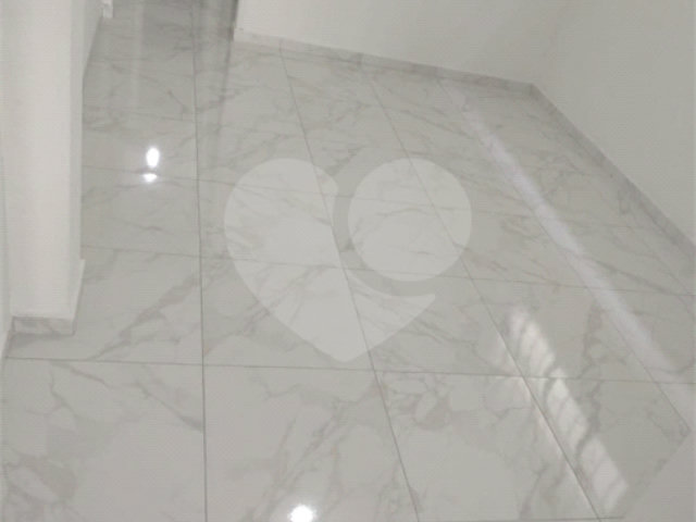 Sobrado à venda com 3 quartos, sendo 1 suíte,  em Jaraguá, São Paulo, SP