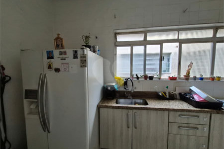 Sobrado à venda com 4 quartos, sendo 2 suítes, em Vila Romana, São Paulo, SP
