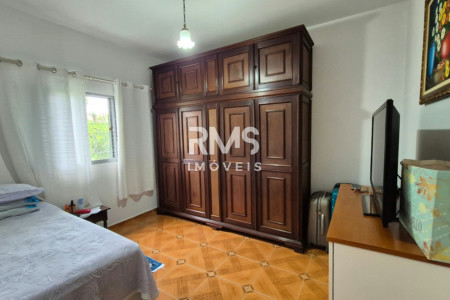 Casa à venda com 4 quartos, sendo 1 suíte,  em Villarejo Sopé da Serra (Vilarejo), Cabreúva, SP