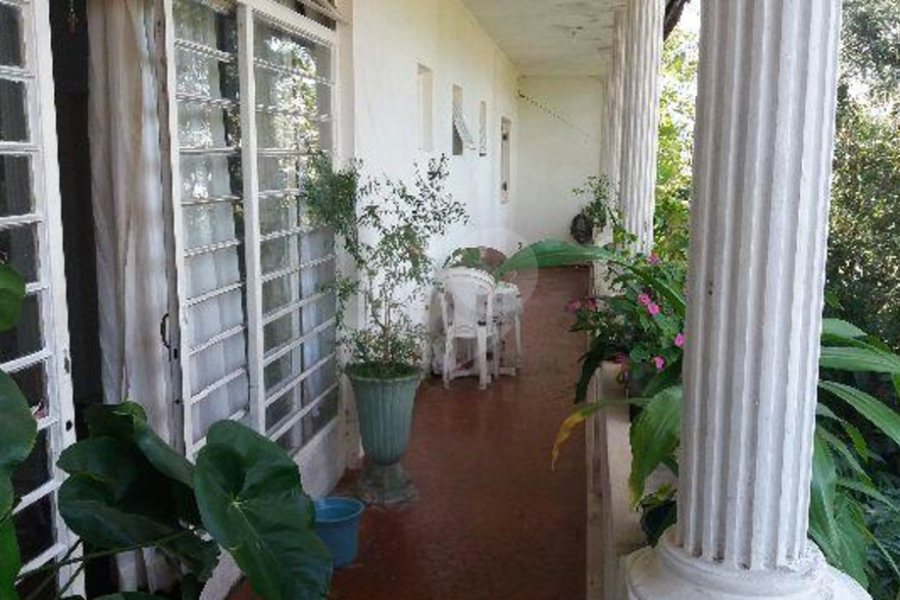 Casa à venda com 4 quartos em Horto, São Paulo, SP