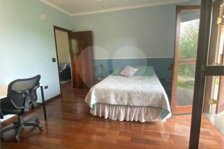 Casa à venda com 4 suítes no condomínio Vale da Santa Fé, Vinhedo - SP