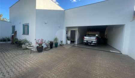 Casa à venda com 3 suítes no Centro, Balsas, MA