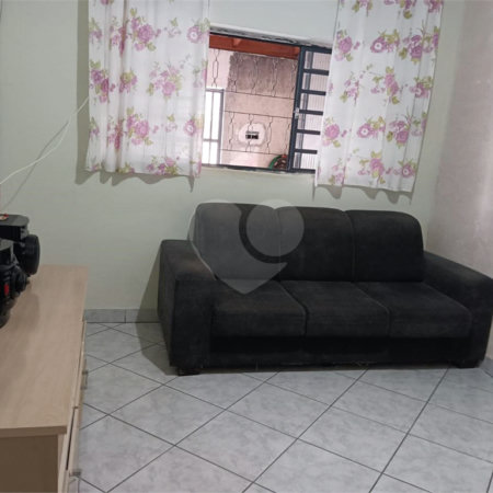 Casa à venda com 4 quartos, sendo 1 suíte,  no Centro, Salesópolis, SP