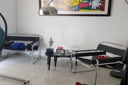 Sobrado na Vila Bertioga Mooca em condominio fechado à venda com 3 quartos, 3 suites, 4 vagas