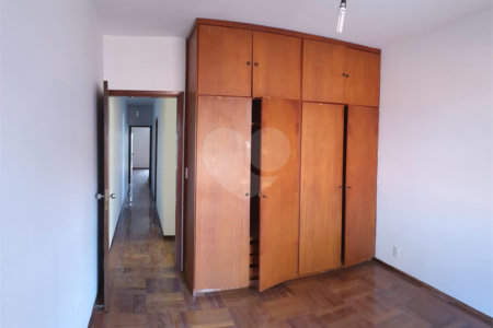 Sobrado à venda com 3 quartos, sendo 1 suíte, em Chácara Santo Antônio (zona Sul), São Paulo, SP