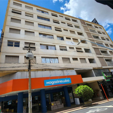 Apartamento à venda com 2 quartos, sendo 1 suíte, no Centro, Araraquara, SP