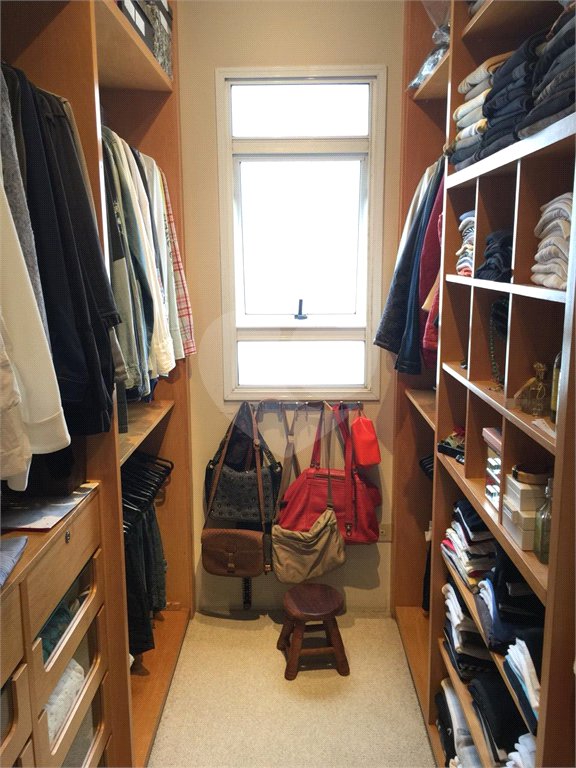 Apartamento à venda com 4 suítes em Vila Suzana, São Paulo, SP