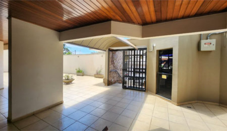 Apartamento à venda com 2 quartos no Centro, Araraquara, SP
