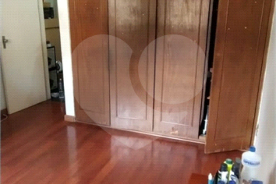 Casa à venda com 3 quartos, sendo 1 suíte, em Santana, São Paulo, SP