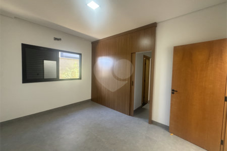 Casa à venda com 3 quartos, sendo 1 suíte, no condomínio Residencial Villagio Wanel, Sorocaba - SP