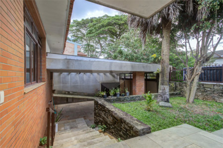Sobrado à venda com 4 suítes em Alto da Boa Vista, São Paulo, SP