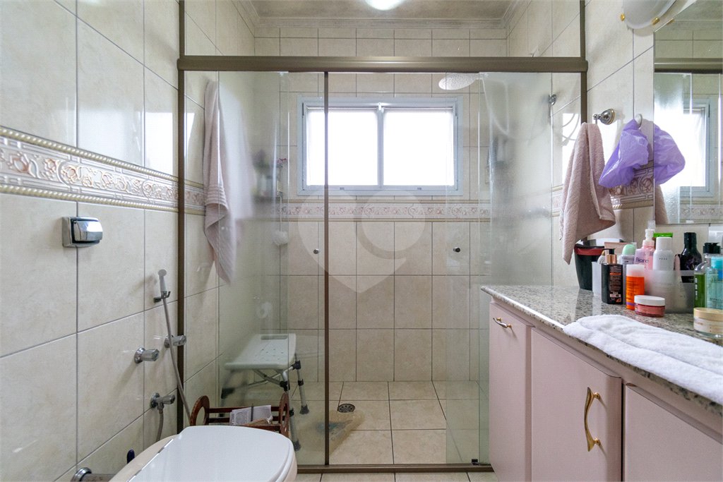 Casa à venda com 3 quartos, sendo 1 suíte,  em Vila Cordeiro, São Paulo, SP