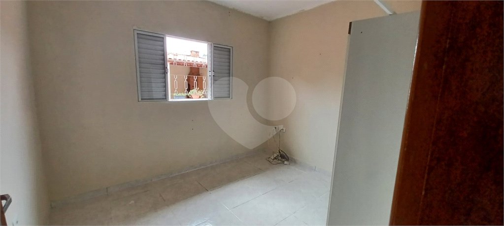 Sobrado à venda com 3 quartos, sendo 1 suíte, em Tremembé, São Paulo, SP