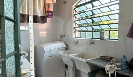 Villagio à venda com 5 quartos, sendo 3 suítes,  em Vila Petrópolis, Atibaia, SP
