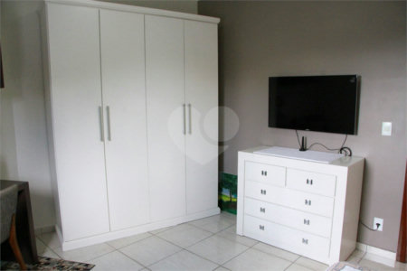 Sobrado à venda com 5 quartos, sendo 1 suíte,  em Jaguaré, São Paulo, SP