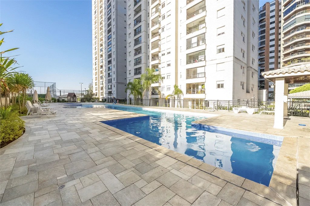 Apartamento à venda com 3 quartos, sendo 1 suíte,  em Jardim Parque Morumbi, São Paulo, SP