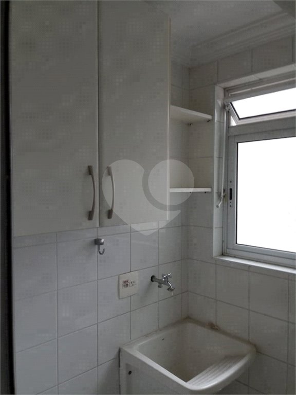 Apartamento à venda com 2 quartos em Vila Anastácio, São Paulo, SP