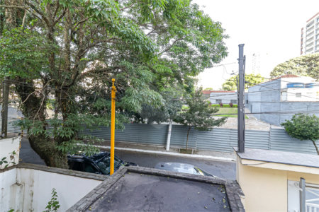 Casa à venda com 3 quartos, sendo 1 suíte, em Mirandópolis, São Paulo, SP