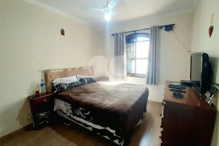 Casa Térrea à venda com 3 quartos, sendo 1 suíte, no Centro, Vinhedo, SP