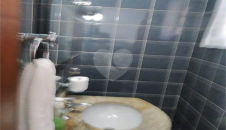 Sobrado à venda com 3 quartos, sendo 2 suítes,  em Jardim Santa Emília, São Paulo, SP