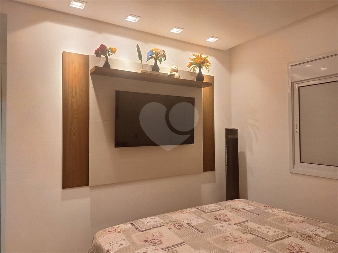 Apartamento à venda com 2 quartos, sendo 1 suíte, em Vila Guilherme, São Paulo, SP