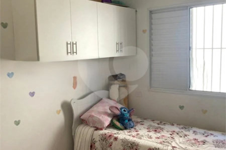 Casa à venda com 3 quartos, sendo 1 suíte, no condomínio Villa Sorrentina, São Paulo - SP
